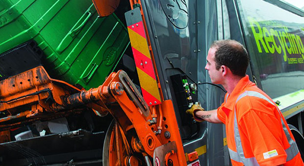 Commercial waste and recycling vehicle