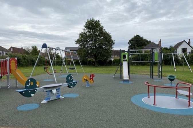 Park cheap with playground