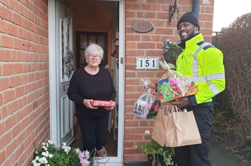 Delivering Christmas meals