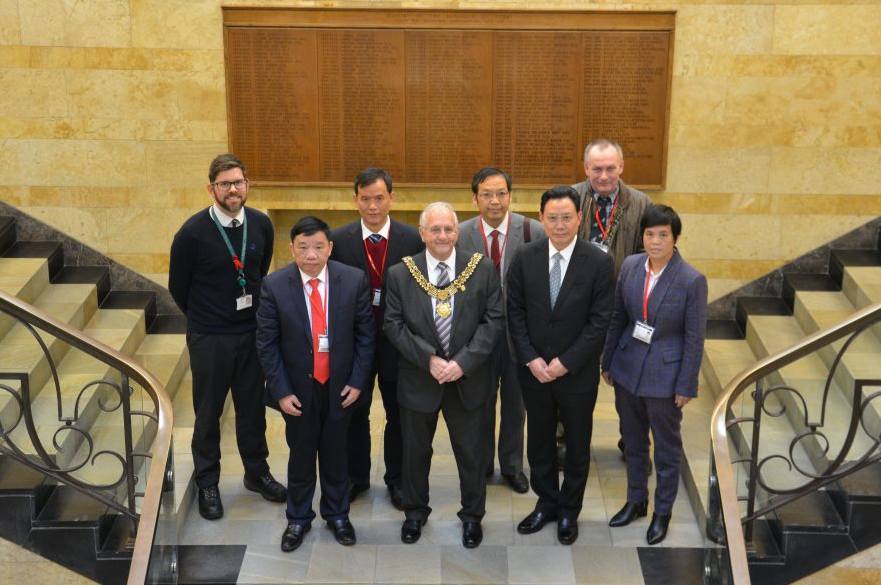 Mayor with Chinese agricultural officials